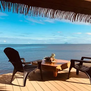 Ocean Breeze Holiday home